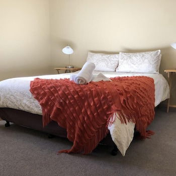 Corinna Wilderness Experience - Stayed 6