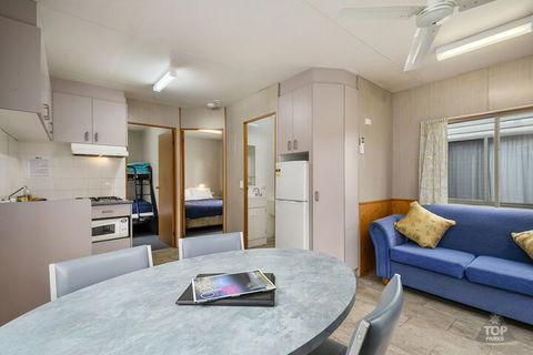Cowes Caravan Park - Stayed 5