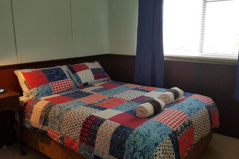 16 Gregson Silky Oaks - Stayed 2
