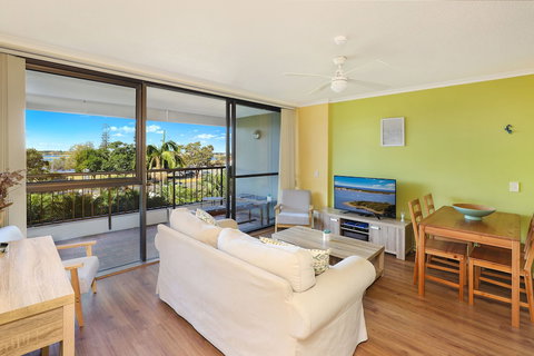 Palmerston Tower Holiday Apartments - Stays Accommodation 5