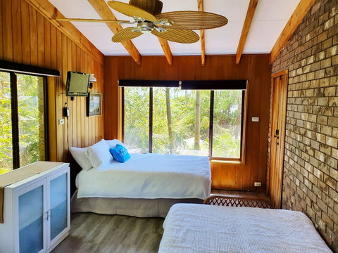 Marazul Paradise Beach House - Stays Accommodation 6