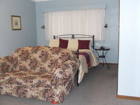 Beachport Motor Inn - Stays Accommodation 2