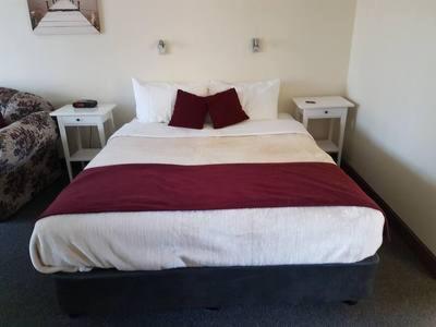Beachport Motor Inn - Stays Accommodation 7
