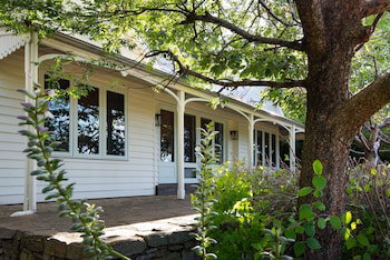 Botanica - Stays Accommodation 1
