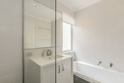 Ocean Keys Cottage - Stayed 3