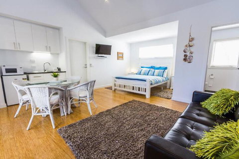 Seaside Spa Retreat - Stayed 6