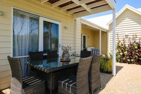 Seaside Spa Retreat - Stayed 3