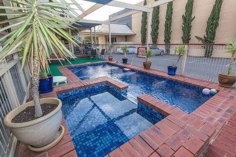 MAS Country Riverboat Lodge Motor Inn - Stayed 3