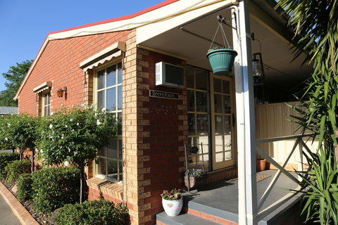 Old Coach Motor Inn - Stayed 0