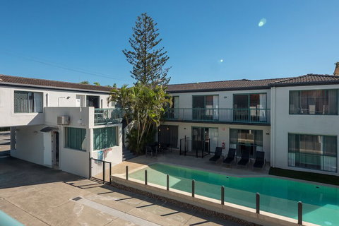 Bilinga Beach Motel - Stays Accommodation 6