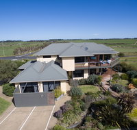 Hilltop Apartments Phillip Island - Stays Accommodation