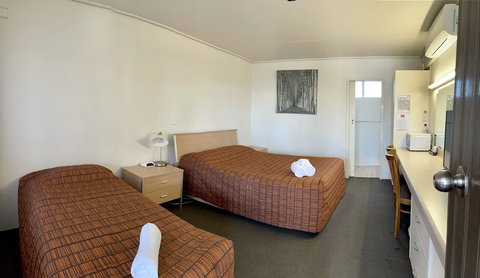 Rustyâ€™s Motel - Stayed 1