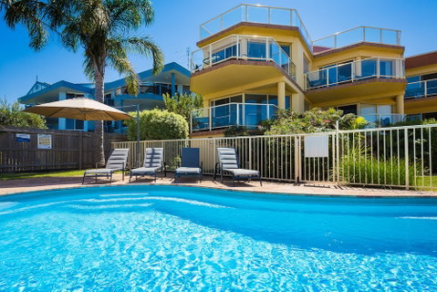 Baywatch Luxury Apartments - Stayed 2