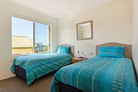 Baywatch Luxury Apartments - Stayed 4