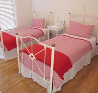 The Little Red Hen Bed  Breakfast