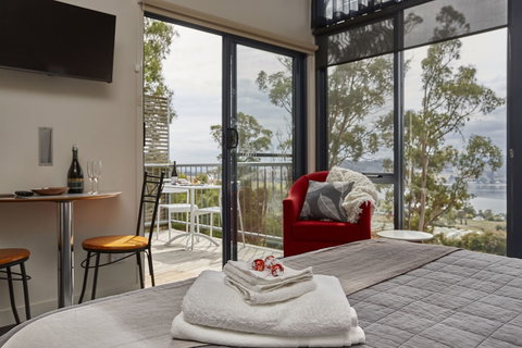 Tamar River Apartments - Stayed 6