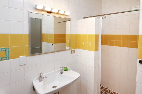 Brook Hotel - Stays Accommodation 3