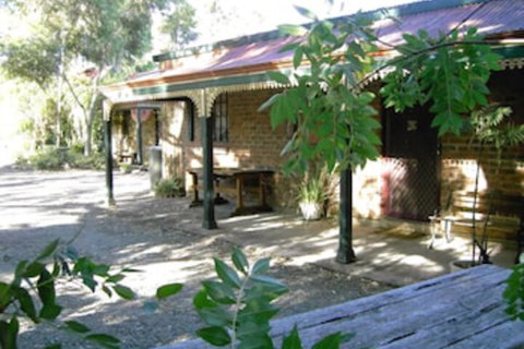 Eagle Foundry Bed & Breakfast - Stays Accommodation 1