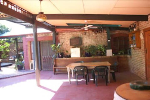 Eagle Foundry Bed & Breakfast - Stays Accommodation 2