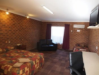 Cobar Town And Country Motor Inn - Stays Accommodation 5