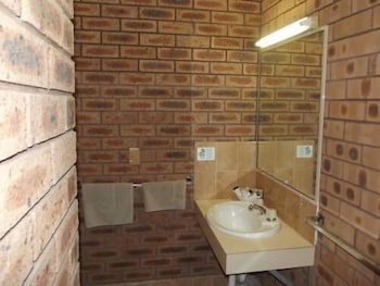 Cobar Town And Country Motor Inn - Stays Accommodation 2
