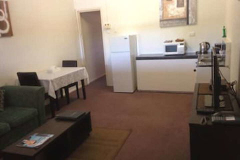 Copper Gate Motel - Stays Accommodation 5