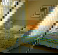 Bayswaterfront Apartments - Stayed