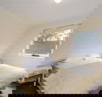 Two Bays Apartments - Stayed