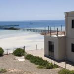Cliff House Beachfront Villas - Stayed 0