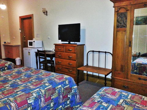 Sonbern Lodge Motel - Stayed 5