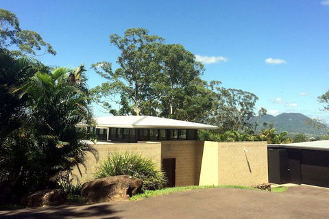 Phoenix Eumundi Bed & Breakfast - Stayed 3