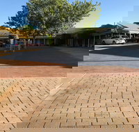 Country Gardens Motor Inn - Stayed