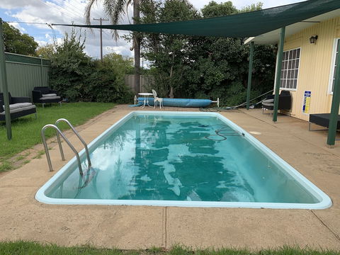 Bradman Motor Inn - Stayed 2