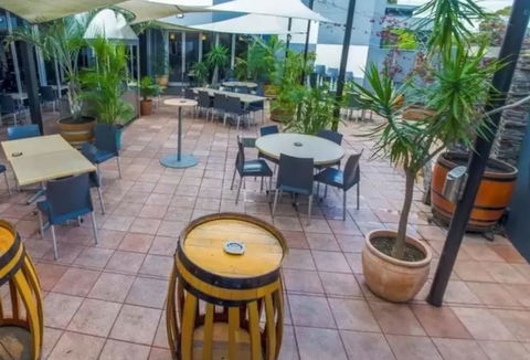 Lockleys Hotel - Stays Accommodation 6
