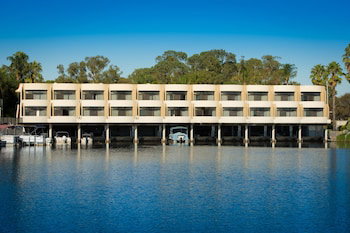 Capri Waters Country Club - Stays Accommodation 2