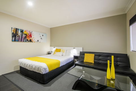 The Abbey Motor Inn - Stayed 1