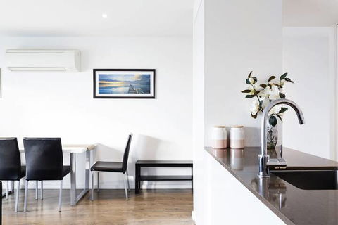 RNR Serviced Apartments North Melbourne - Stayed 4