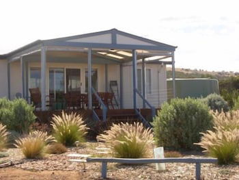 Hayborough SA Stayed
