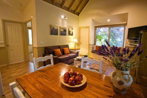 Autumn Abode Cottages Two - Stayed 6