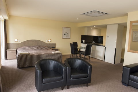 Yarrawonga Mulwala Golf Club Resort - Stays Accommodation 4
