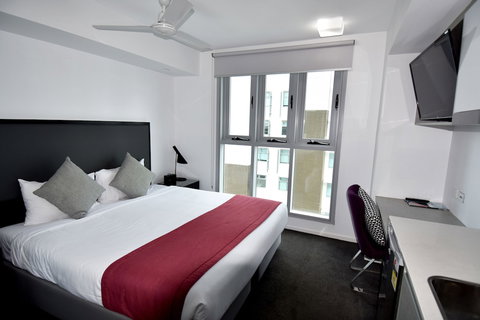 H On Mitchell Apartment Hotel - Stayed 5