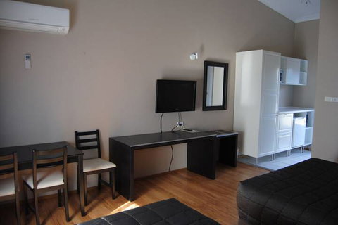 Airlie House Motor Inn - Stayed 5