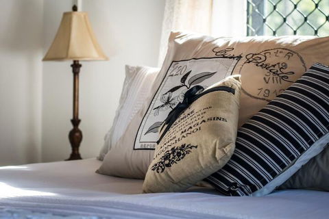Ronday Voo Bed & Breakfast - Stayed 7