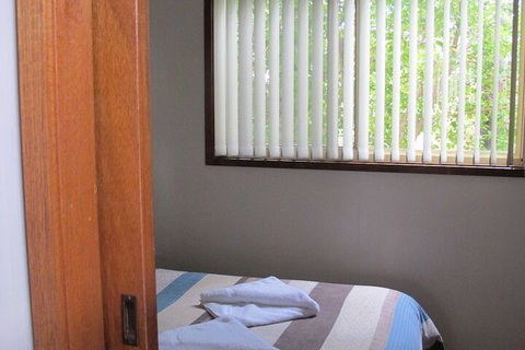 Melaleuca Caravan Park - Stays Accommodation 5
