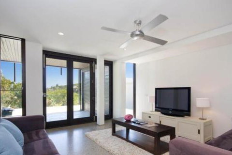 3 Kiamba Court - Stayed 2