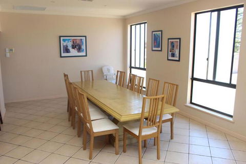 The Lighthouse Beachfront Accommodation - Stayed 6