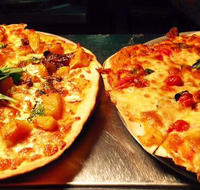 Eltons Eating  Drinking - Stayed