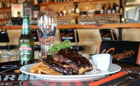 Harley Ironhorse Bar & Grill - Stays Accommodation 6