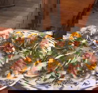 Ha Long Restaurant - Stayed