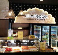 Salt and pepper - Stayed